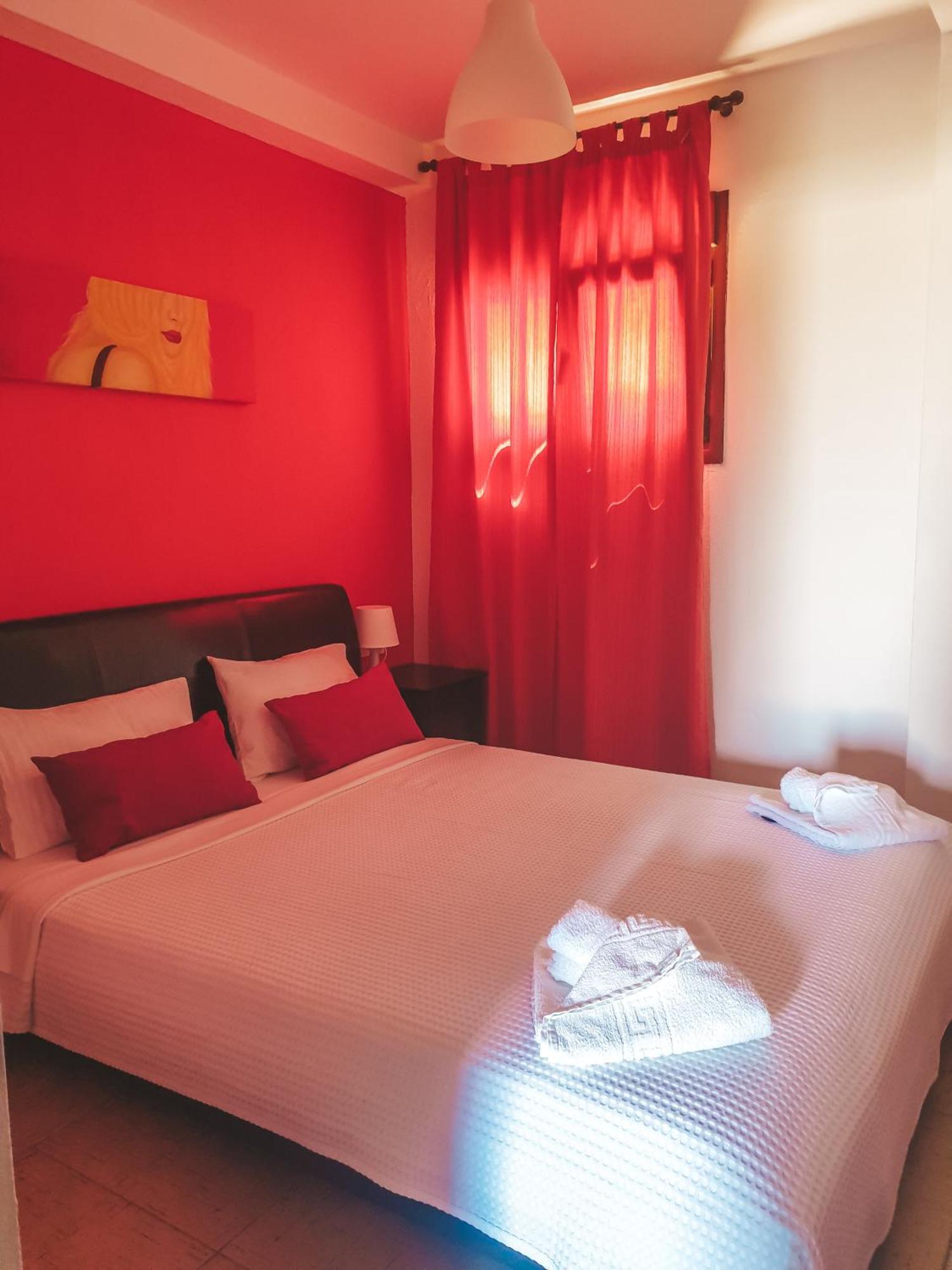 Aroma Studios&Apartments Vourvourou Eksteriør billede